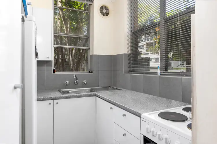 Third view of Homely apartment listing, 5/19 Kingsway, Dee Why NSW 2099