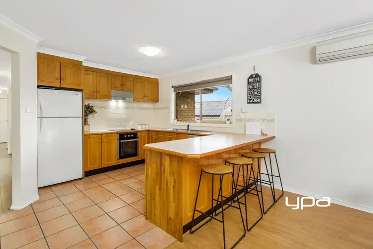 Second view of Homely house listing, 21 Dadswell Court, Sunbury VIC 3429