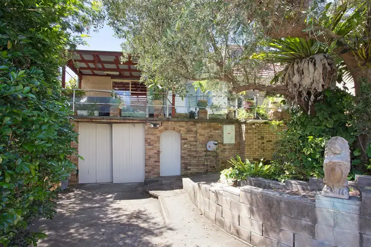 Second view of Homely house listing, 7 Ozone Street, Freshwater NSW 2096