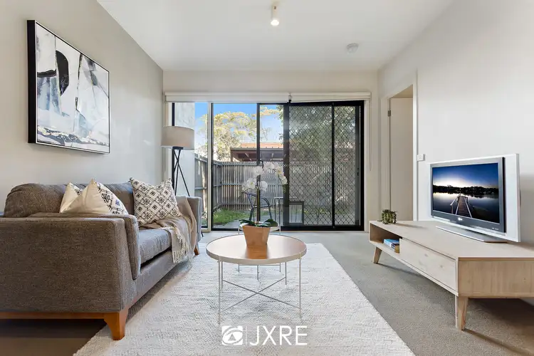 21/2 Greenfield Drive, Clayton VIC 3168