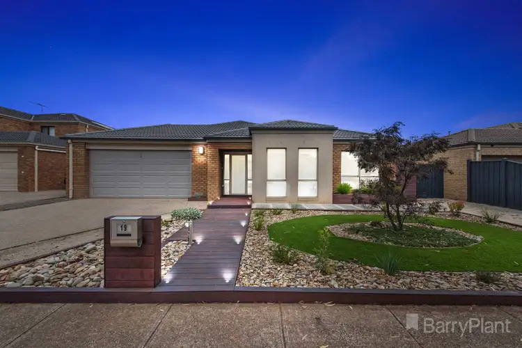 19 Highland Place, Tarneit VIC 3029