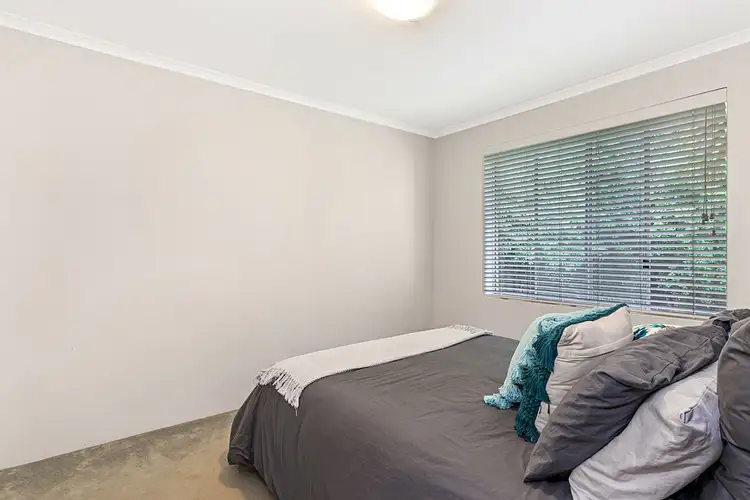Fifth view of Homely unit listing, 1/5 Devon Court, Bonbeach VIC 3196