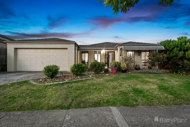 Second view of Homely house listing, 5 Stirling Circuit, Beaconsfield VIC 3807