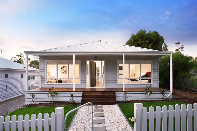 7a Canrobert Street, Newstead VIC 3462