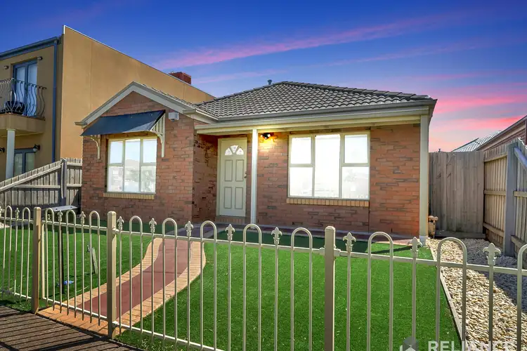 3 Paola Circuit, Point Cook VIC 3030