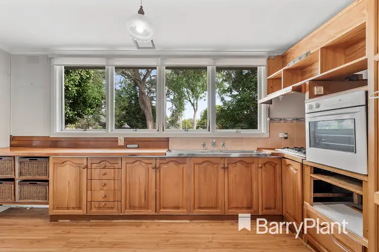 Fifth view of Homely house listing, 31 Foulds Court, Montrose VIC 3765