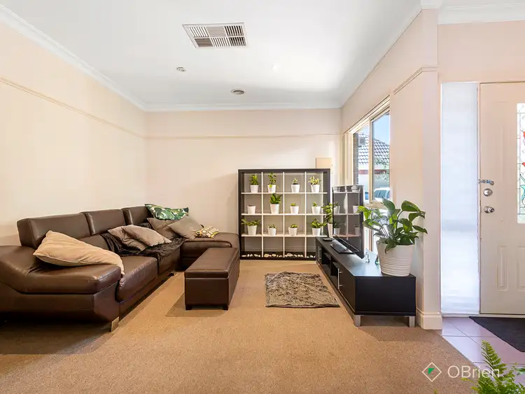 Second view of Homely unit listing, 2/2 Inglis Avenue, Frankston VIC 3199