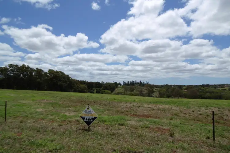 146 Old Creek Road, Childers QLD 4660