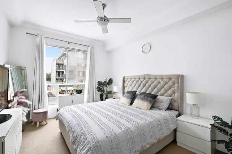 Third view of Homely apartment listing, 13/11-13 Oaks Avenue, Dee Why NSW 2099