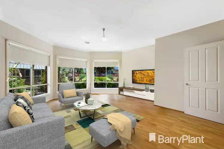 Sixth view of Homely house listing, 8 Sugarloaf Bend, Brookfield VIC 3338