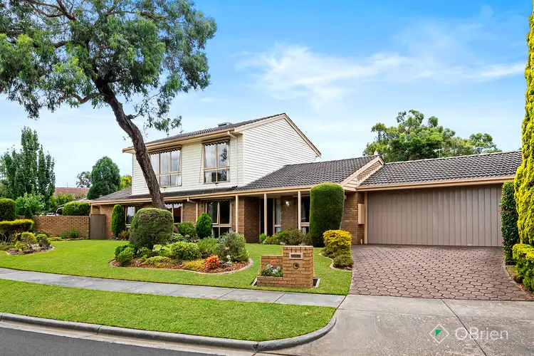 2 Warrawee Circuit, Frankston VIC 3199