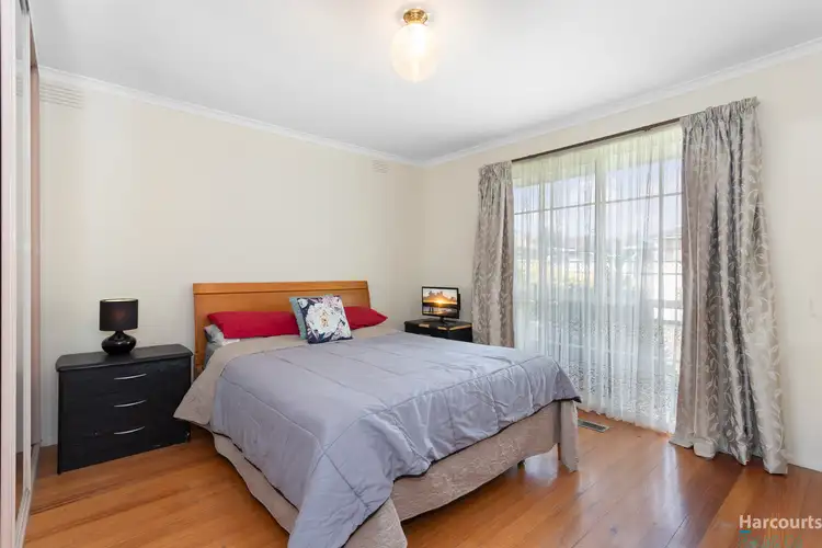 Fifth view of Homely house listing, 19 Menzies Parade, Lalor VIC 3075