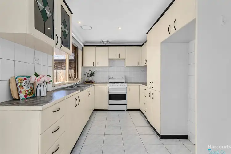 Fourth view of Homely house listing, 2 Chesney Court, Thomastown VIC 3074