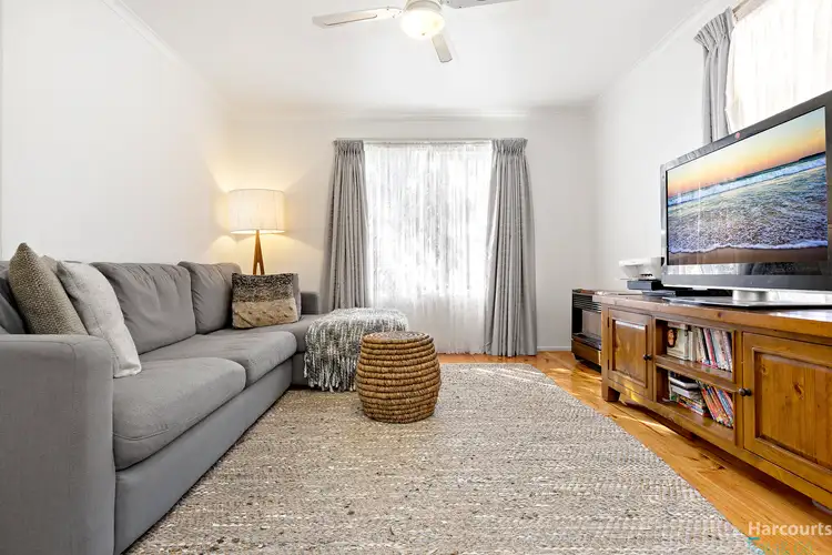 Sixth view of Homely house listing, 2 Gillingham Crescent, Craigieburn VIC 3064