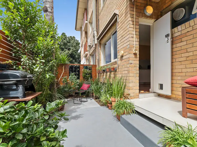 4/3 Milton Street, Elwood VIC 3184