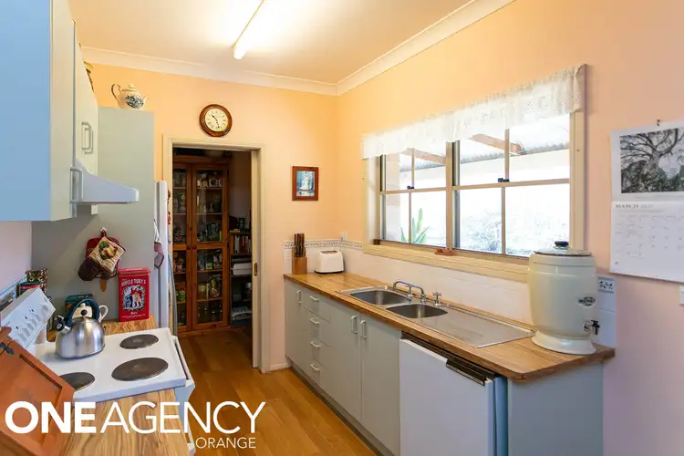 Fifth view of Homely rural property listing, 437 Mousehole Lane, Orange NSW 2800