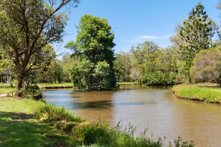 110 Ermelo Road, Belmont QLD 4153
