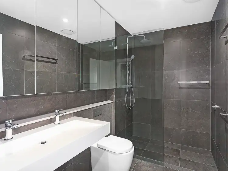 Sixth view of Homely apartment listing, Level 4/403/8 St George Street, Gosford NSW 2250