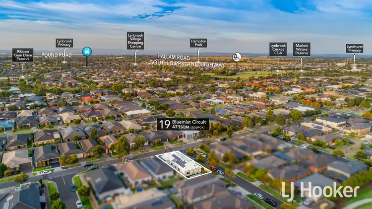 Second view of Homely house listing, 19 Bluemist Circuit, Lyndhurst VIC 3975