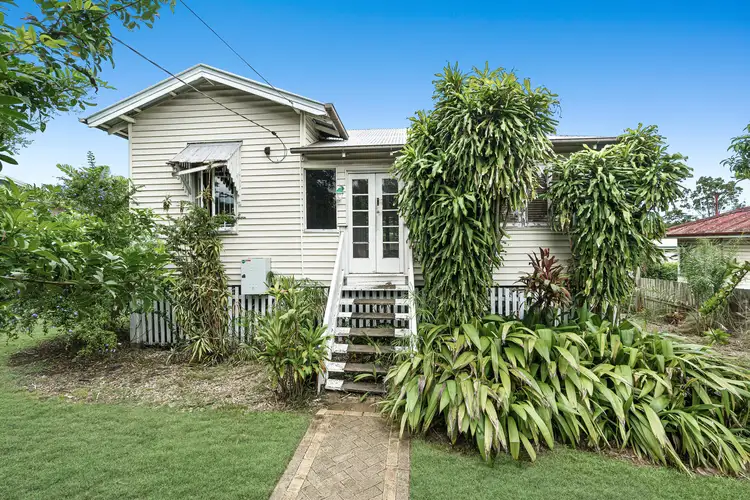 2388 Wynnum Road, Wynnum QLD 4178