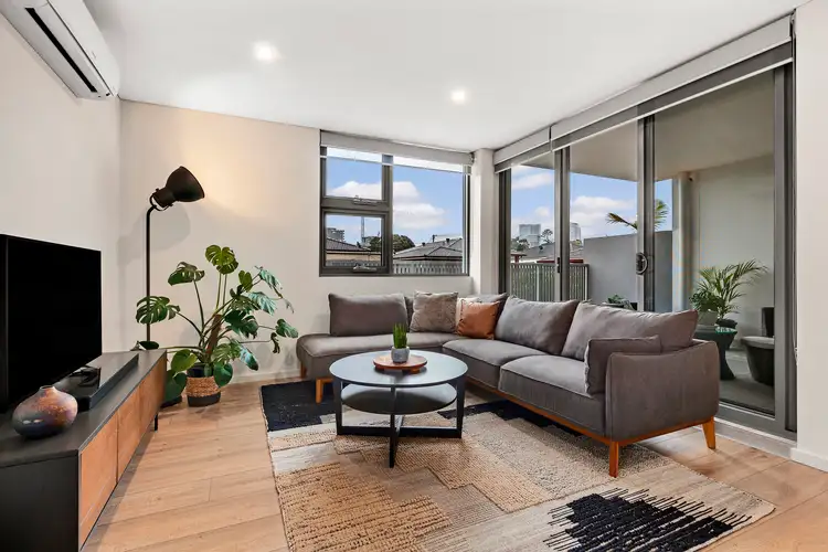 Main view of Homely apartment listing, 2/130 Kembla Street, Wollongong NSW 2500