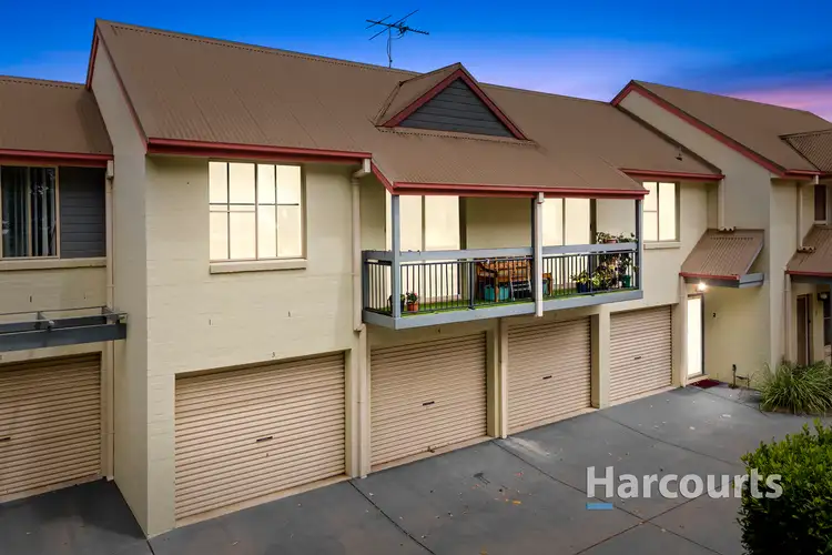 2/2 Eva Street, Hamilton NSW 2303