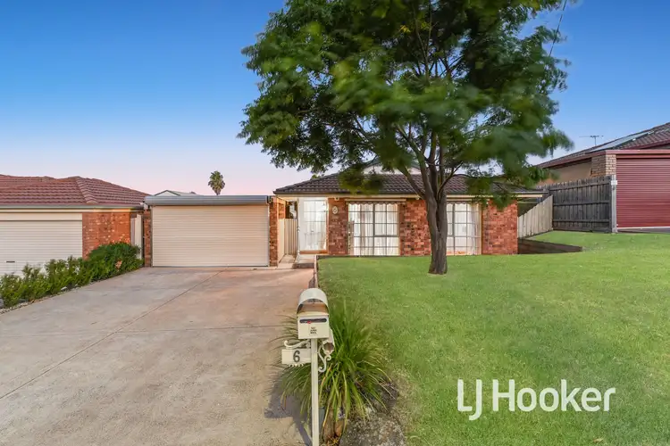6 Springfield Crescent, Hampton Park VIC 3976