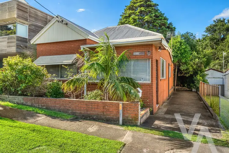 33 Carrington Parade, New Lambton NSW 2305