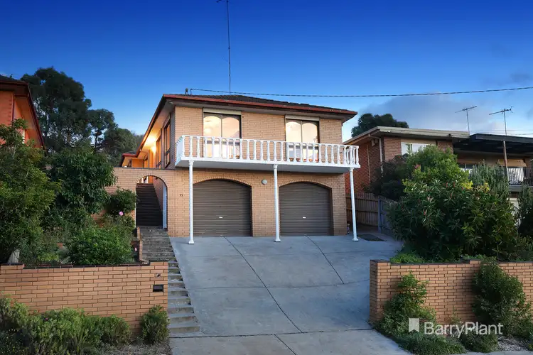 33 Valley Crescent, Glenroy VIC 3046