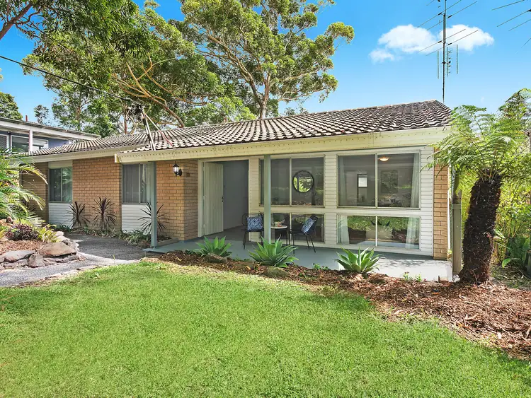 Main view of Homely house listing, 10 Yaruga Street, Bateau Bay NSW 2261