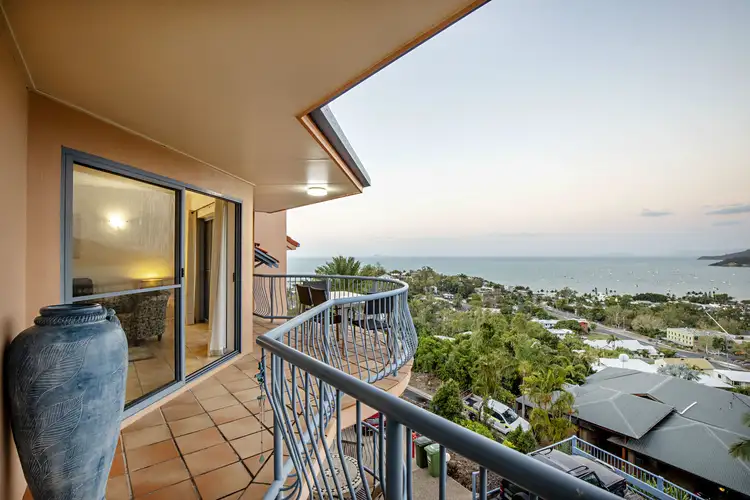 19/2 Nara Avenue, Airlie Beach QLD 4802
