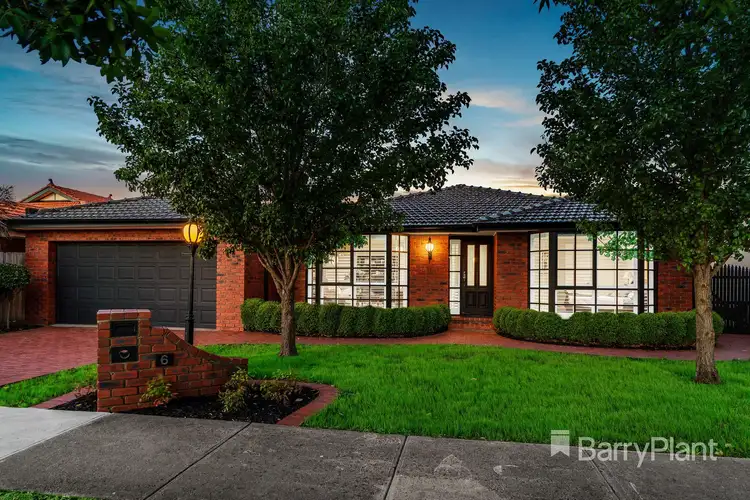 6 Bugatti Court, Mill Park VIC 3082
