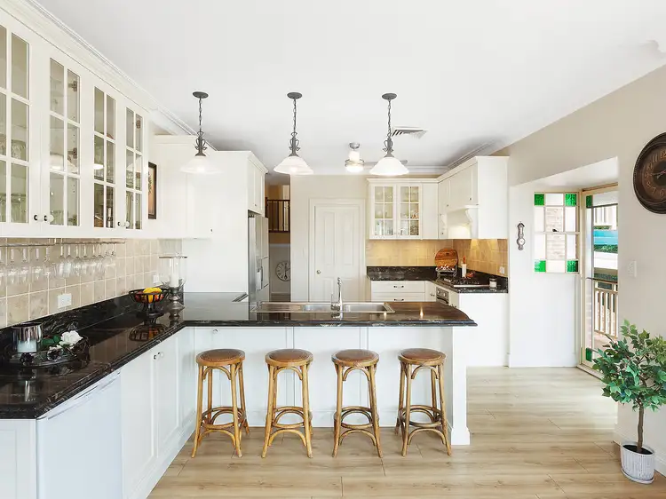 4 Kindarun Close, Niagara Park NSW 2250