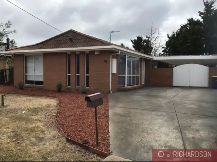 63 Oriole Drive, Werribee VIC 3030
