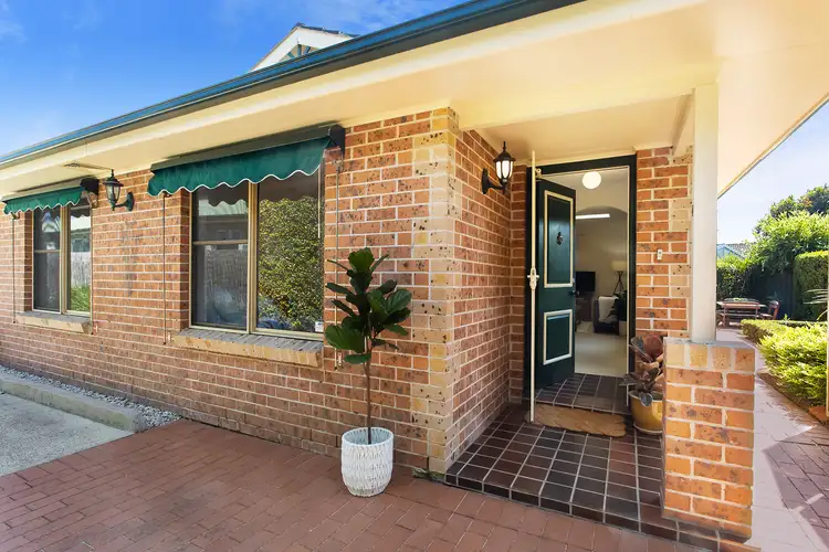 4/22 Somerville Road, Hornsby Heights NSW 2077