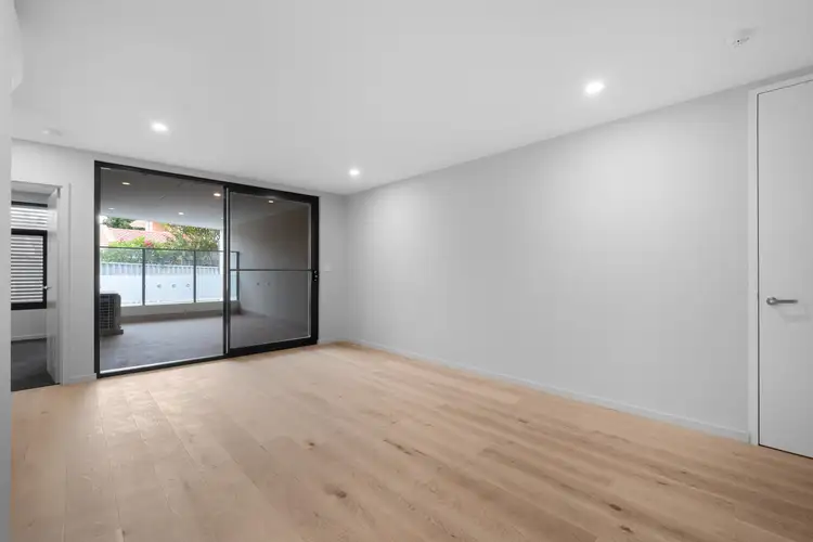2/8 Willcock Street, Ardross WA 6153