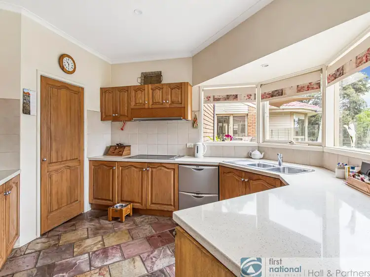 Sixth view of Homely house listing, 8 Peak Drive, Harkaway VIC 3806