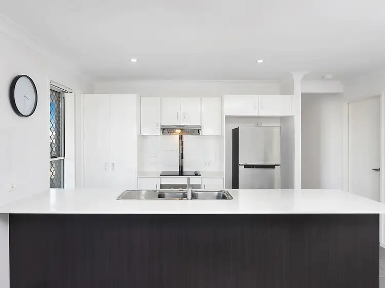 Second view of Homely house listing, 25 Belltrees Place, Gracemere QLD 4702