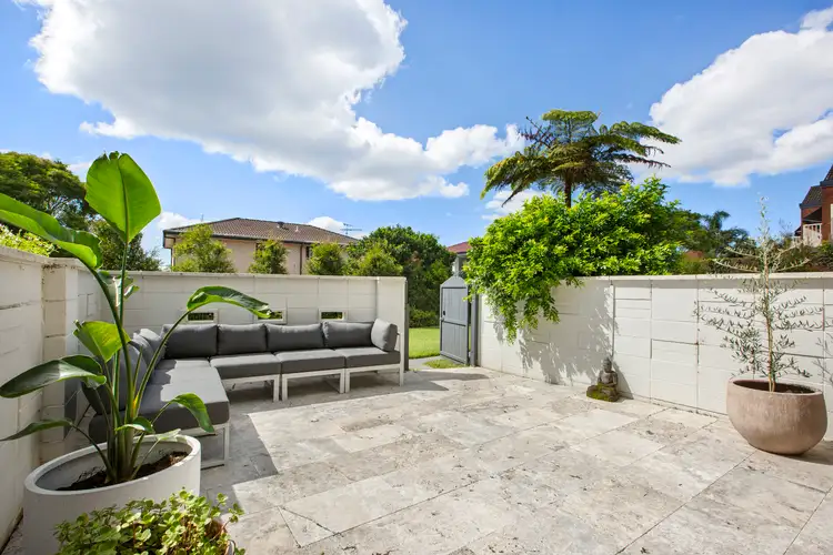 9/82 Soldiers Avenue, Freshwater NSW 2096