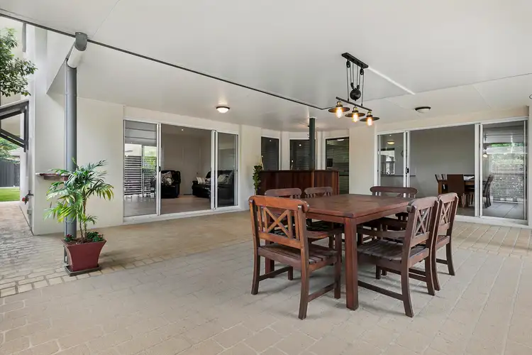 19 Fantail Place, Twin Waters QLD 4564