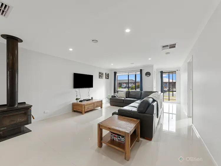 Fifth view of Homely house listing, 6 Ruby Avenue, Koo Wee Rup VIC 3981