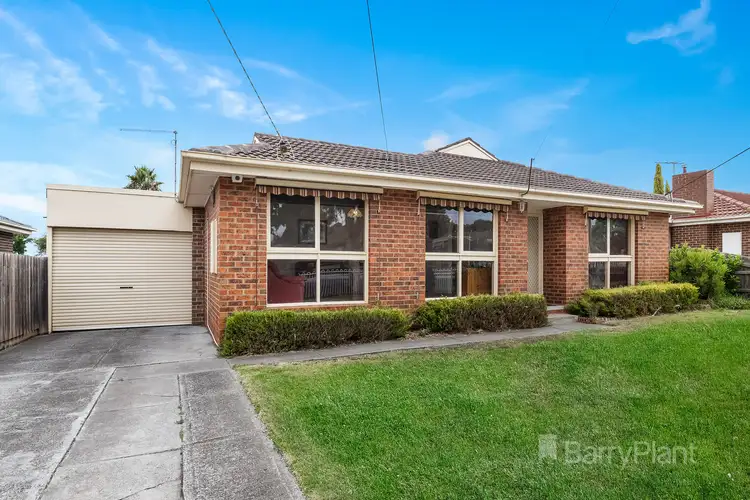 19 Camdale Parade, St Albans VIC 3021