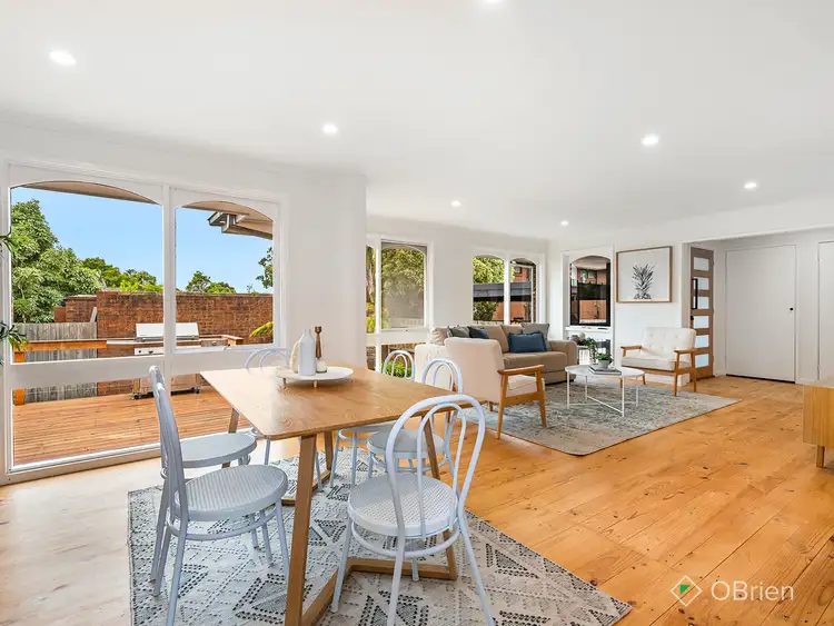 Third view of Homely house listing, 8 Ellesmere Court, Frankston VIC 3199