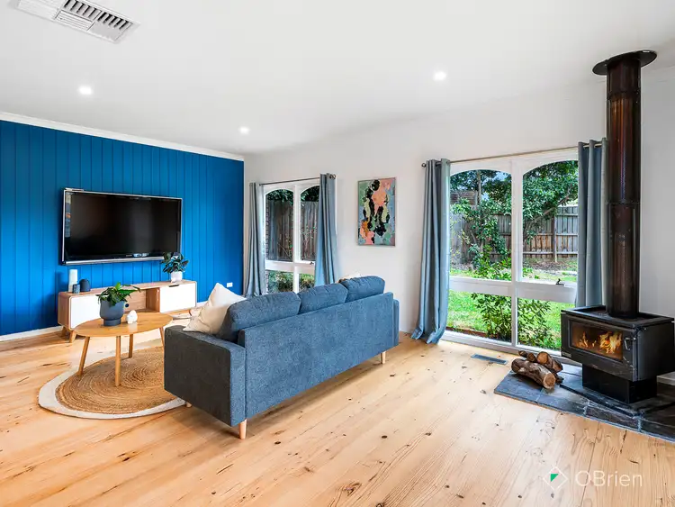Sixth view of Homely house listing, 8 Ellesmere Court, Frankston VIC 3199