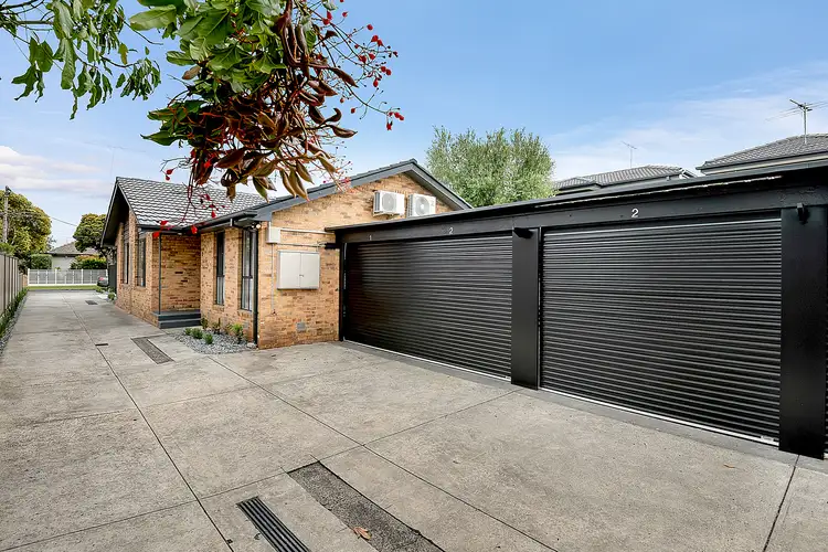 Main view of Homely unit listing, 2/18 Storey Road, Reservoir VIC 3073