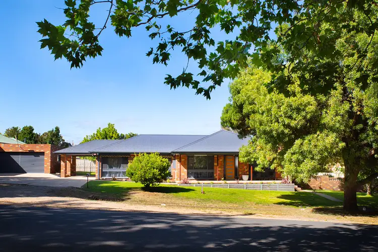 2A Doveton Street, Castlemaine VIC 3450