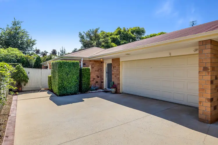 2/322 Goombungee Road, Harlaxton QLD 4350