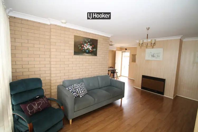 Third view of Homely unit listing, 2/82 Lawrence Street, Inverell NSW 2360