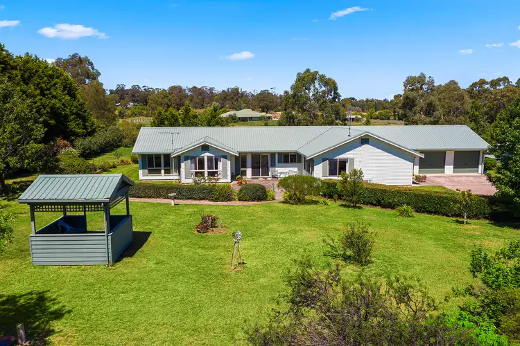 98 Greasons Road, Bundanoon NSW 2578
