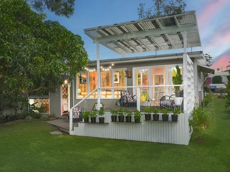 11 Collendina Road, Gwandalan NSW 2259